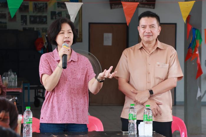 โครงการส่งเสริมออกกำลักายในชุมชนโดยวิธีเต้น \