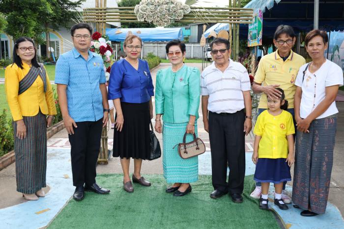 โครงการส่งเสริมภูมิปัญญาท้องถิ่น